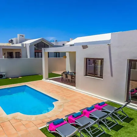 Estrella By ヴィラ *